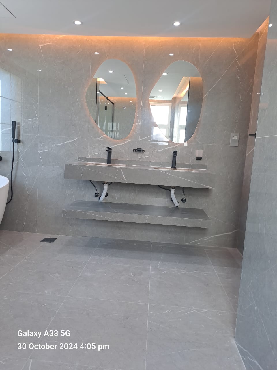 Bathroom renovation -min